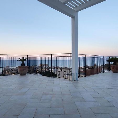 Palazzo Del Golfo Penthouse Lejlighed Castellammare del Golfo Eksteriør billede