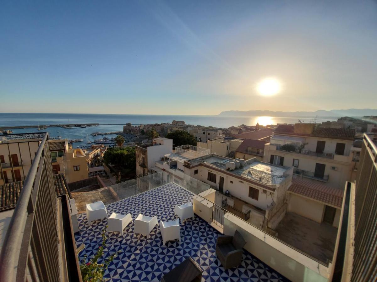 Palazzo Del Golfo Penthouse Lejlighed Castellammare del Golfo Eksteriør billede