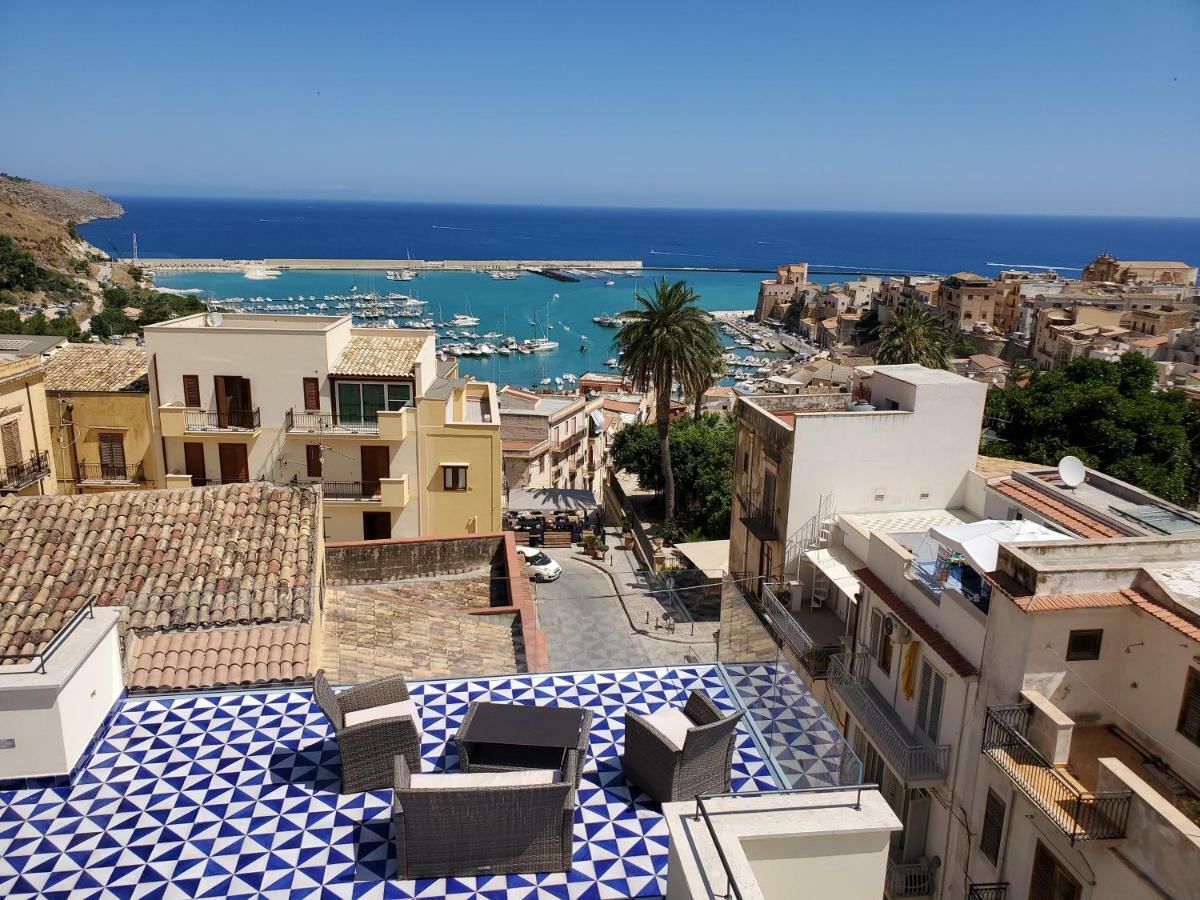 Palazzo Del Golfo Penthouse Lejlighed Castellammare del Golfo Eksteriør billede